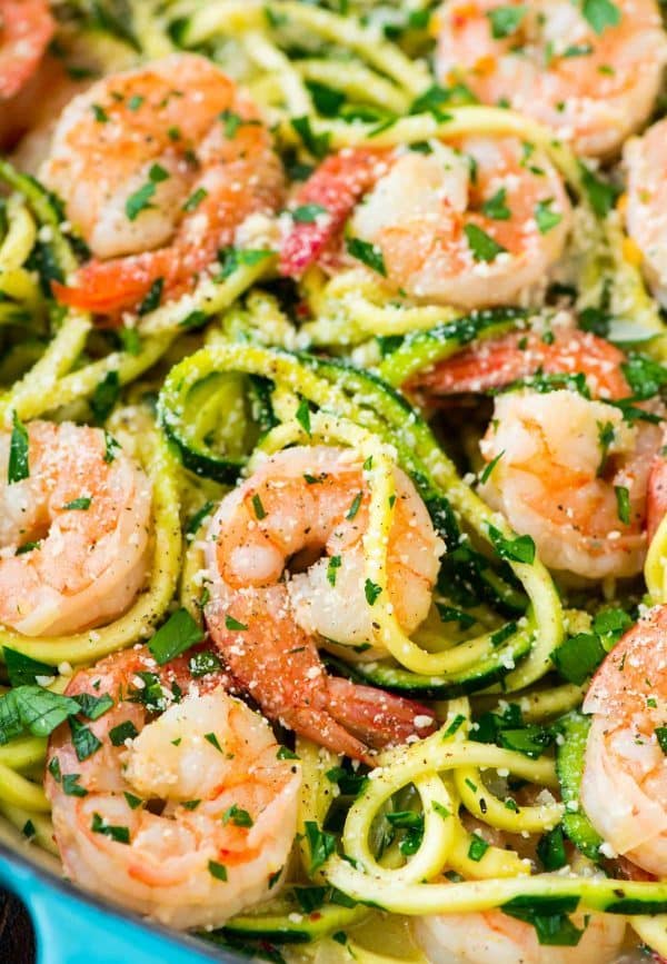 Skinny Shrimp Scampi with Zucchini Noodles. Easy, low carb version of the classic pasta dish that can be made without wine. Recipe at wellplated.com | @wellplated